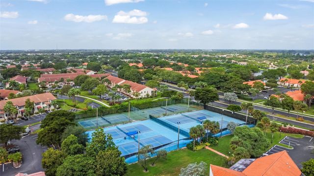 404 Republic Court 404, Deerfield Beach, FL 33442