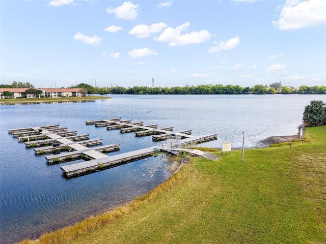 404 Republic Court 404, Deerfield Beach, FL 33442