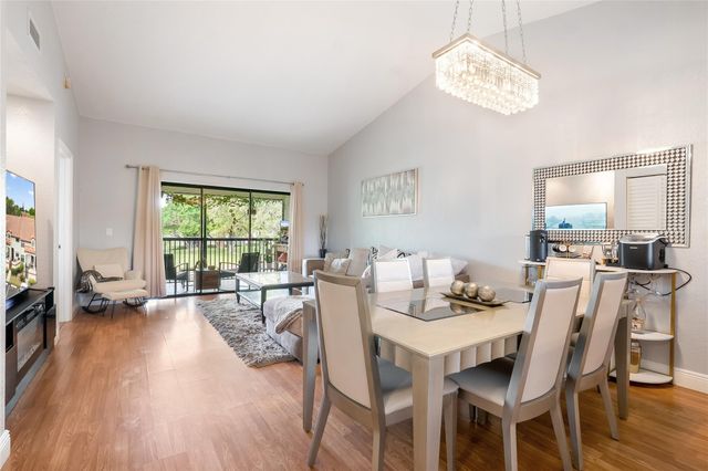 404 Republic Court 404, Deerfield Beach, FL 33442