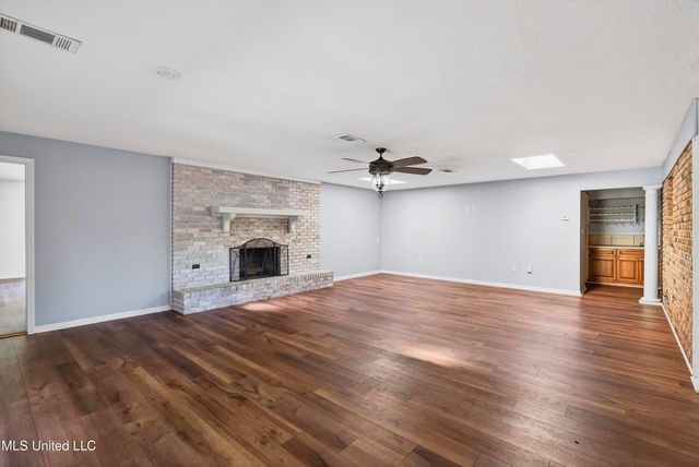 392 Porter Avenue, Biloxi, MS 39530