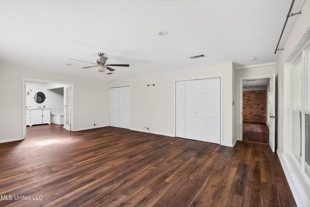 392 Porter Avenue, Biloxi, MS 39530