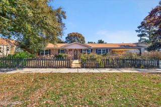 392 Porter Avenue, Biloxi, MS 39530