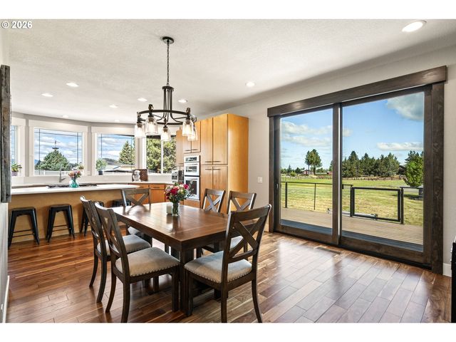 61885 WARD Rd, Bend, OR 97702