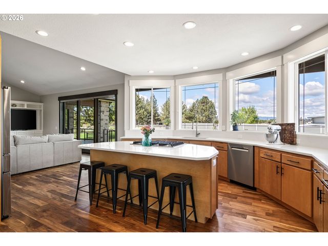 61885 WARD Rd, Bend, OR 97702