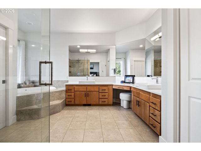 61885 WARD Rd, Bend, OR 97702