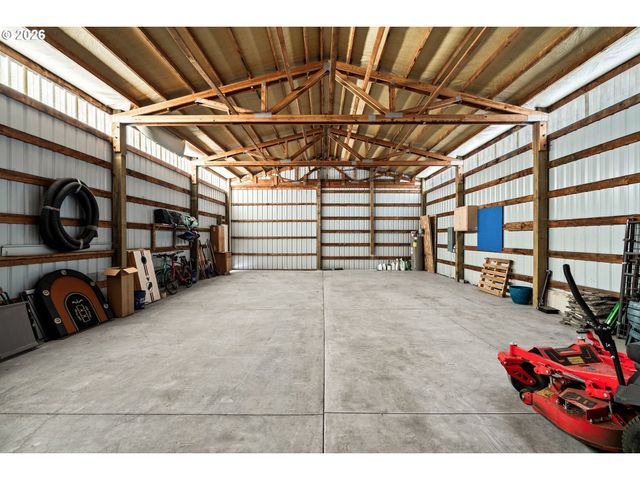 61885 WARD Rd, Bend, OR 97702