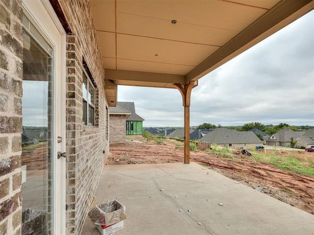 2208 Preserve Edge Drive, Edmond, OK 73034