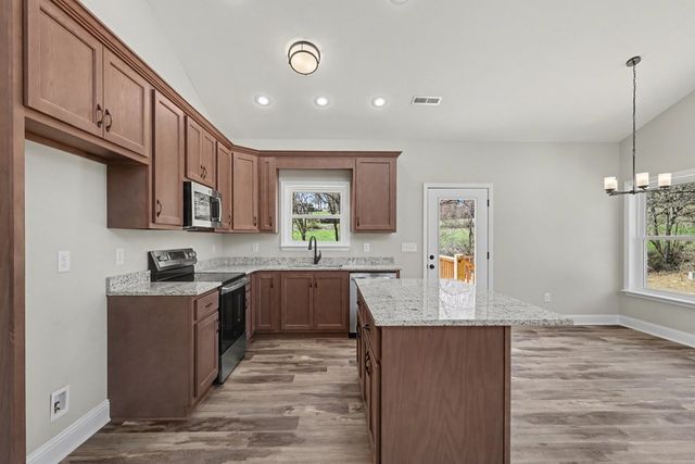 195 Rivers Edge Drive, Hayesville, NC 28904