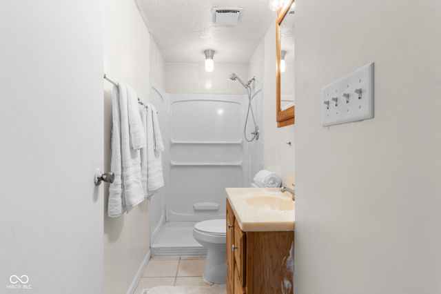 9007 Squire Court, Indianapolis, IN 46250