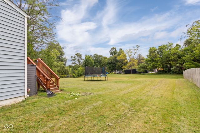 9007 Squire Court, Indianapolis, IN 46250