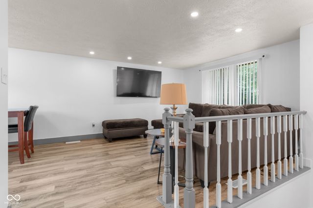9007 Squire Court, Indianapolis, IN 46250
