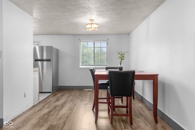 9007 Squire Court, Indianapolis, IN 46250