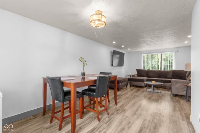 9007 Squire Court, Indianapolis, IN 46250