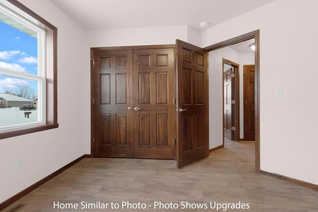 1752 BETTY JEAN LANE, Green Bay, WI 54313
