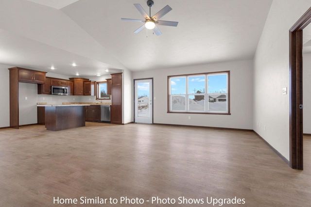 1752 BETTY JEAN LANE, Green Bay, WI 54313