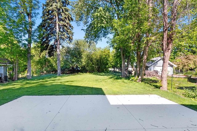 216 4TH STREET, Neenah, WI 54956