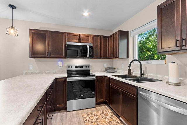 216 4TH STREET, Neenah, WI 54956