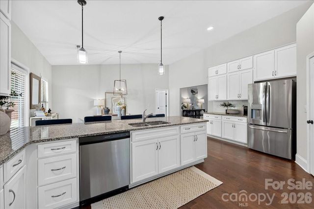 5800 Carmel Road, Charlotte, NC 28226