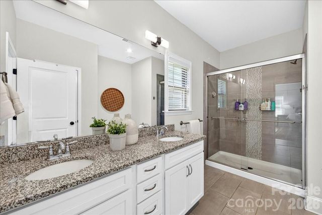 5800 Carmel Road, Charlotte, NC 28226