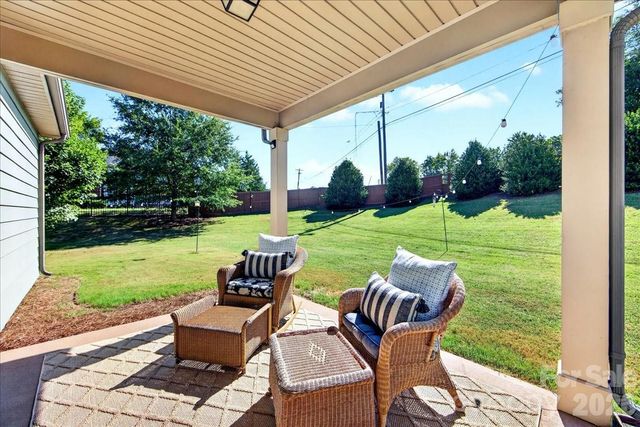 5800 Carmel Road, Charlotte, NC 28226