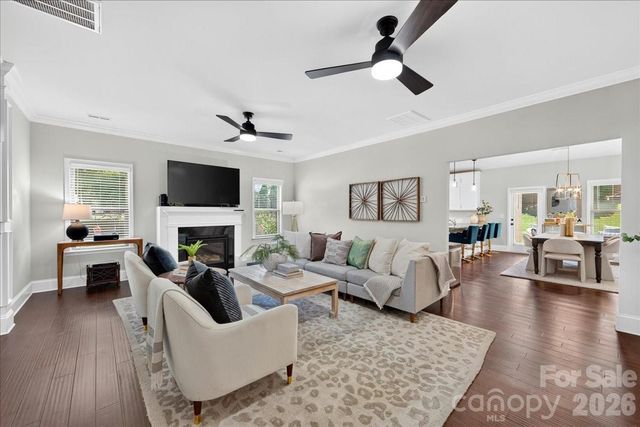 5800 Carmel Road, Charlotte, NC 28226