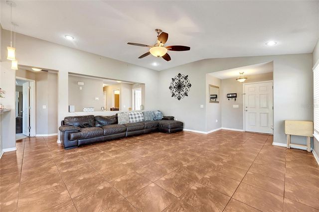 5204 MOON SHELL DRIVE, Apollo Beach, FL 33572