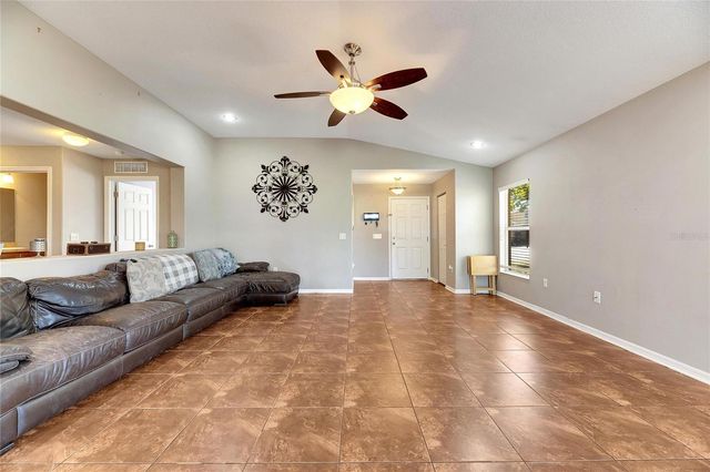 5204 MOON SHELL DRIVE, Apollo Beach, FL 33572