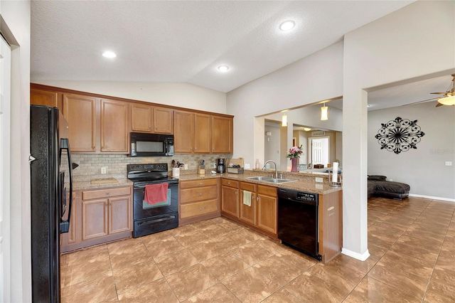 5204 MOON SHELL DRIVE, Apollo Beach, FL 33572