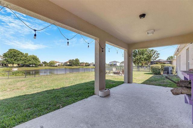 5204 MOON SHELL DRIVE, Apollo Beach, FL 33572