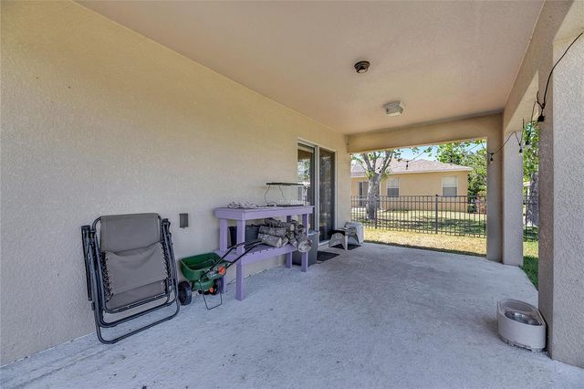 5204 MOON SHELL DRIVE, Apollo Beach, FL 33572