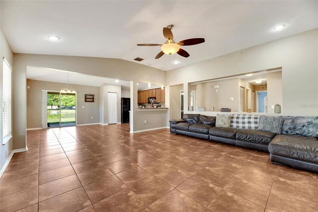 5204 MOON SHELL DRIVE, Apollo Beach, FL 33572