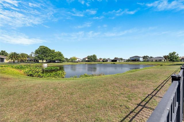 5204 MOON SHELL DRIVE, Apollo Beach, FL 33572