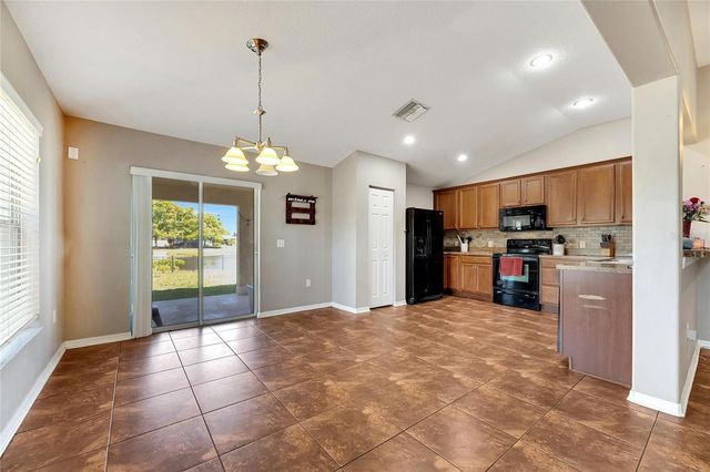 5204 MOON SHELL DRIVE, Apollo Beach, FL 33572