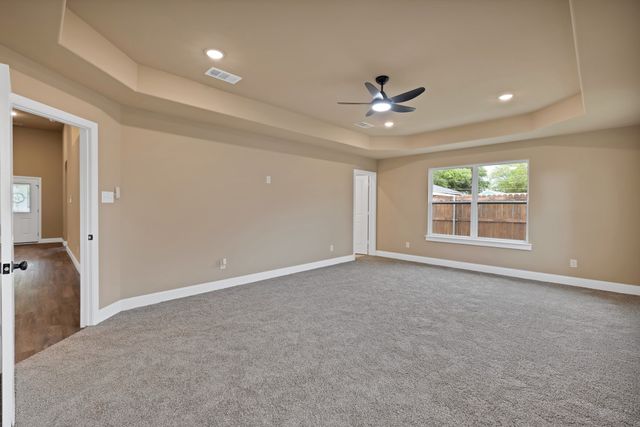 504 Pendleton Street, Farmersville, TX 75442