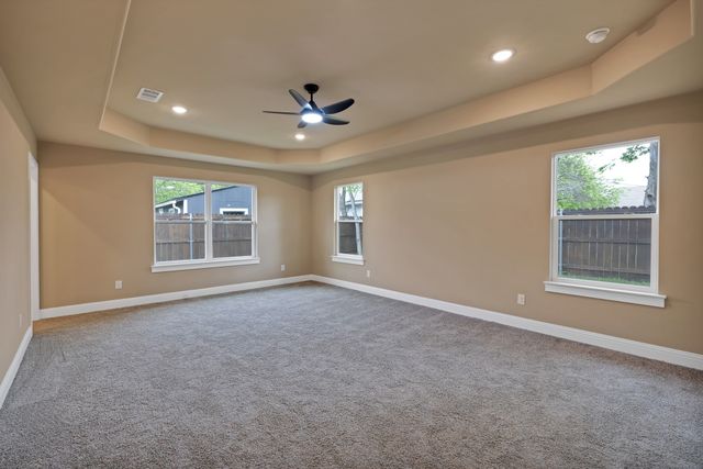 504 Pendleton Street, Farmersville, TX 75442