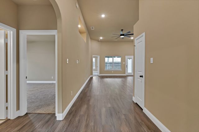 504 Pendleton Street, Farmersville, TX 75442