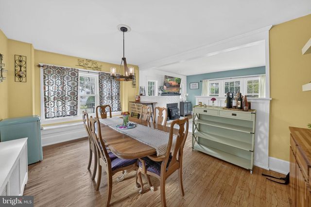 33 S VALLEY AVE, Vineland, NJ 08360