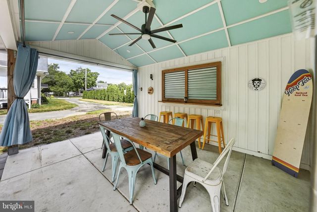 33 S VALLEY AVE, Vineland, NJ 08360