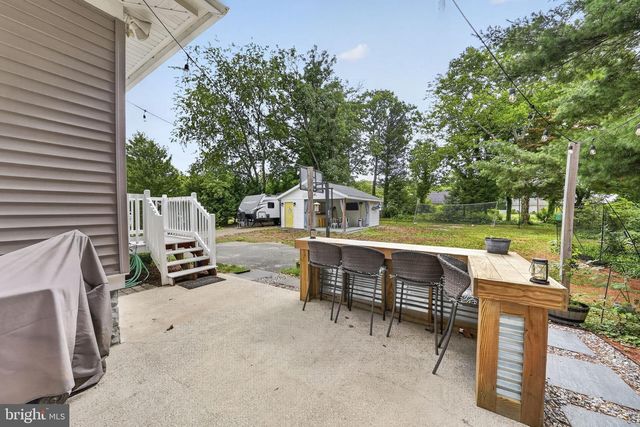 33 S VALLEY AVE, Vineland, NJ 08360