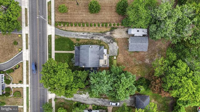 33 S VALLEY AVE, Vineland, NJ 08360