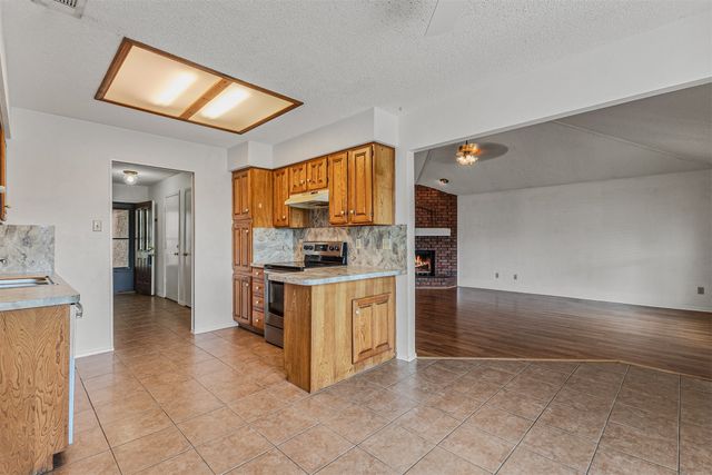 1422 Stiles Court, Midlothian, TX 76065