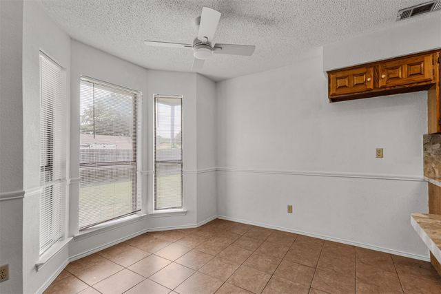 1422 Stiles Court, Midlothian, TX 76065