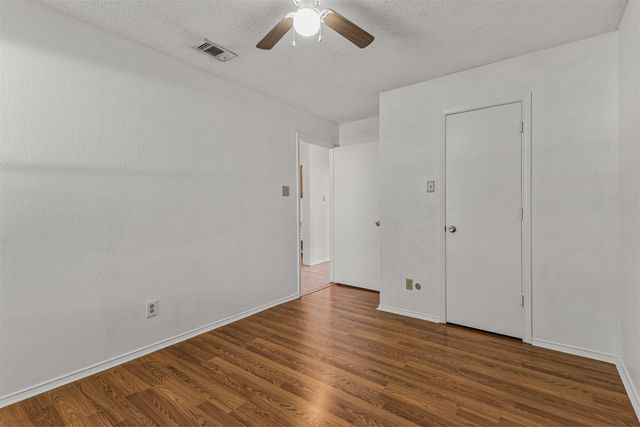 1422 Stiles Court, Midlothian, TX 76065
