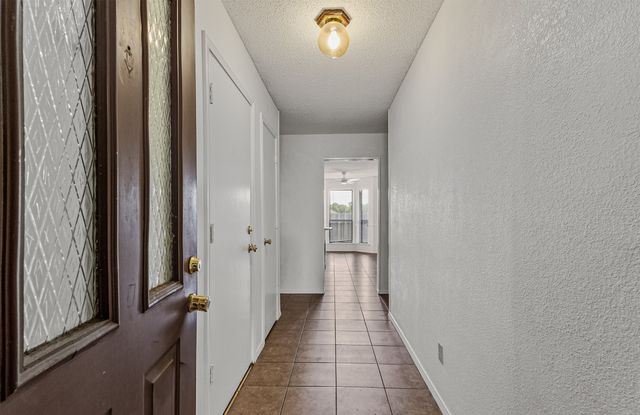 1422 Stiles Court, Midlothian, TX 76065