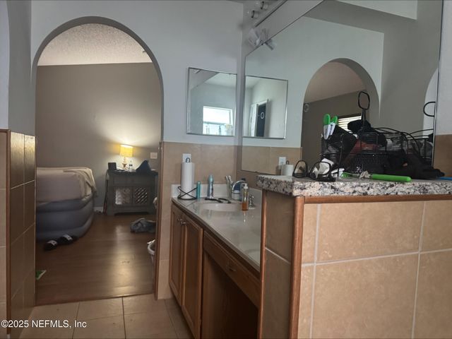 3146 ROGERS Avenue, Jacksonville, FL 32208