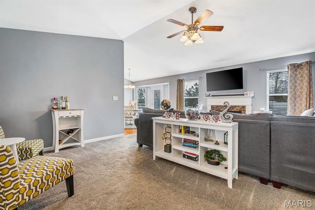 256 Spring Borough Drive, O'fallon, MO 63368