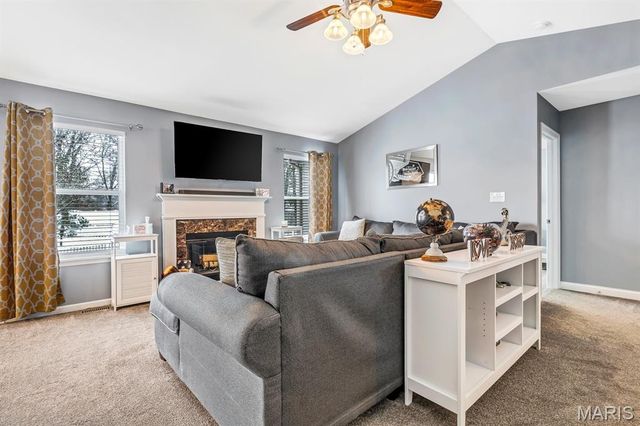 256 Spring Borough Drive, O'fallon, MO 63368