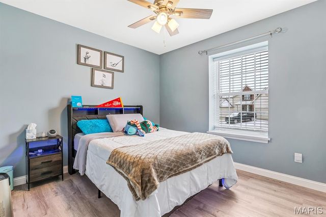 256 Spring Borough Drive, O'fallon, MO 63368