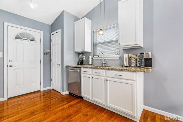 256 Spring Borough Drive, O'fallon, MO 63368