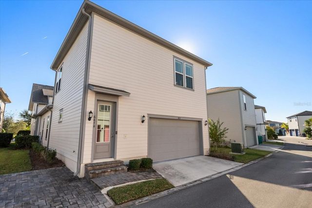 6879 ARNOLDSON STREET, Orlando, FL 32827